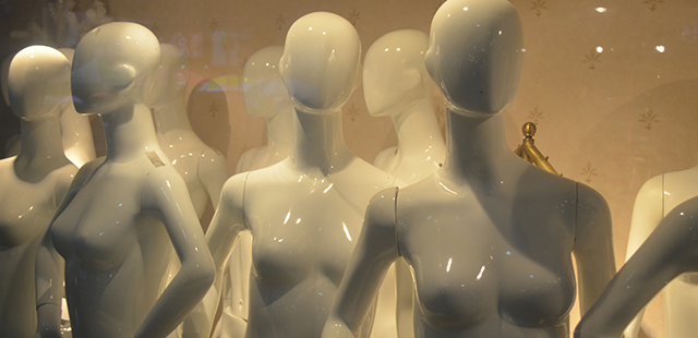 Mannequins & Dress Forms